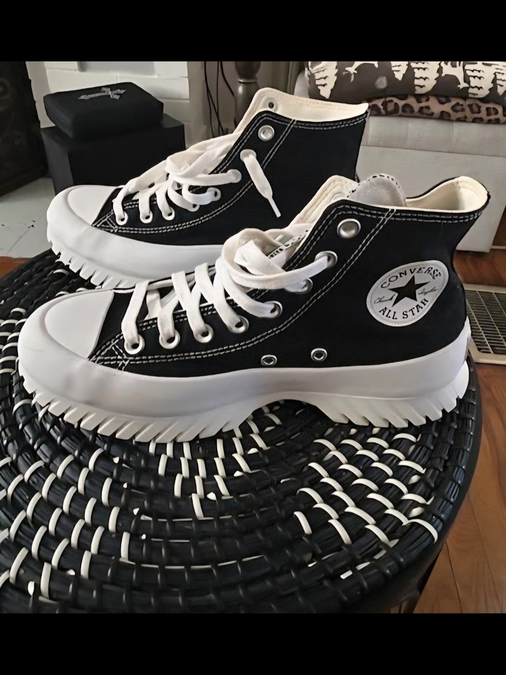 Converse Women’s Run Star Hike Platform UNISEX Chunky Sneakers